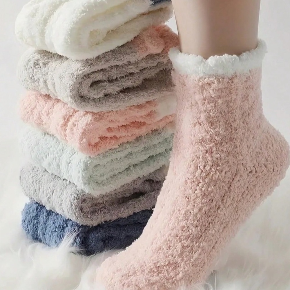 Cozy Pastel Teddy Fuzzy Color Block Textured Socks Set